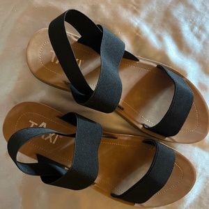 Taxi Remi 02 Sandals